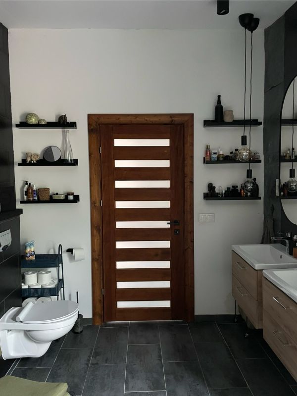 Modern családi otthon Esztergom-Szamárhegyen – Medencével, 70 m²-es panorámaterasszal - Kép 20