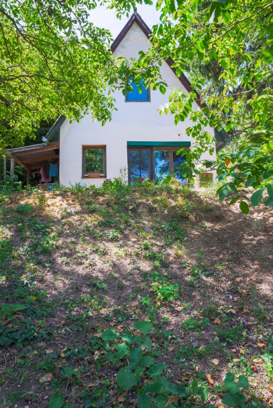 Panorámás családi ház Tahitótfaluban – 300 m²-es beépítési lehetőséggel, lakóház státuszban - Kép 25